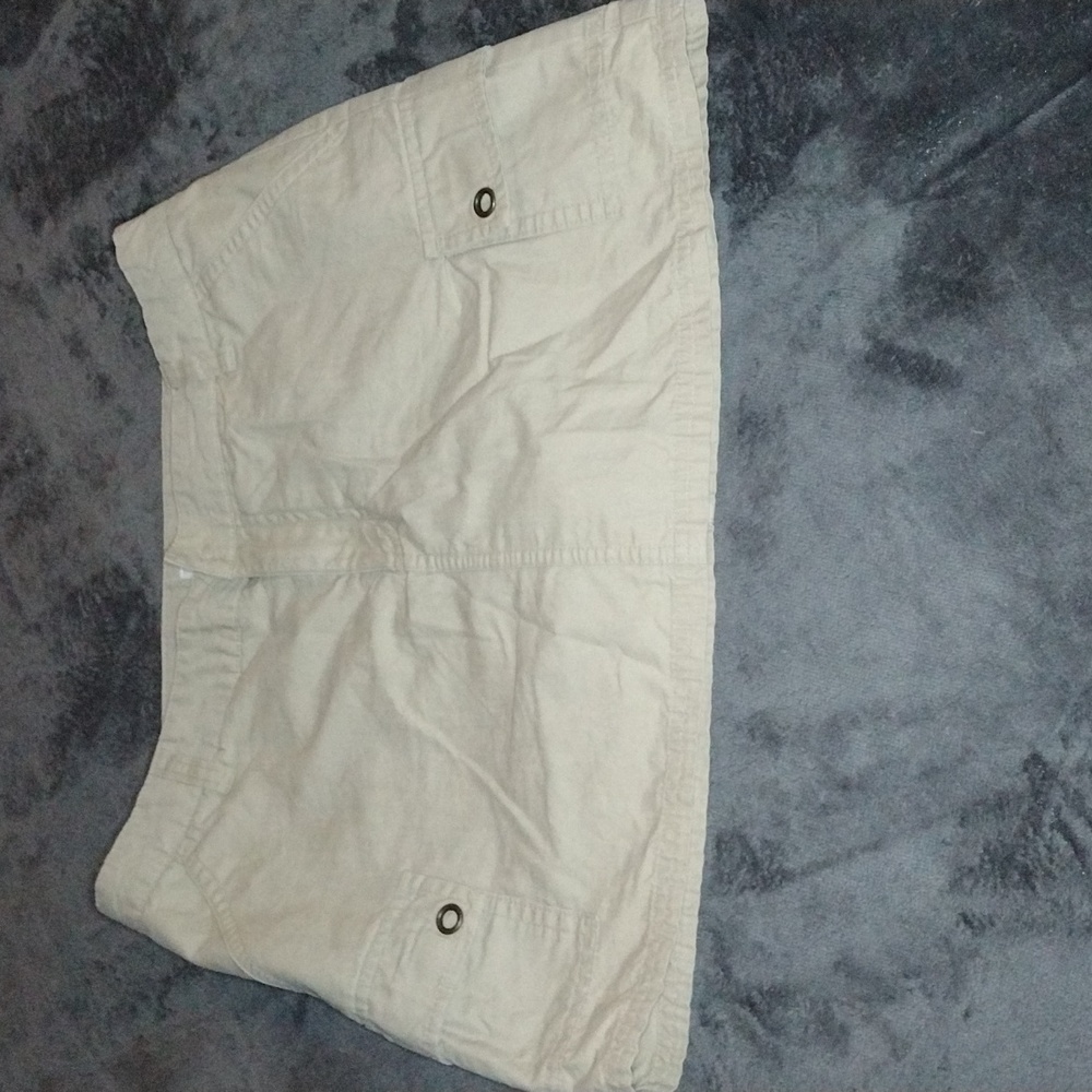 🌻5/$10 Junior khaki skort